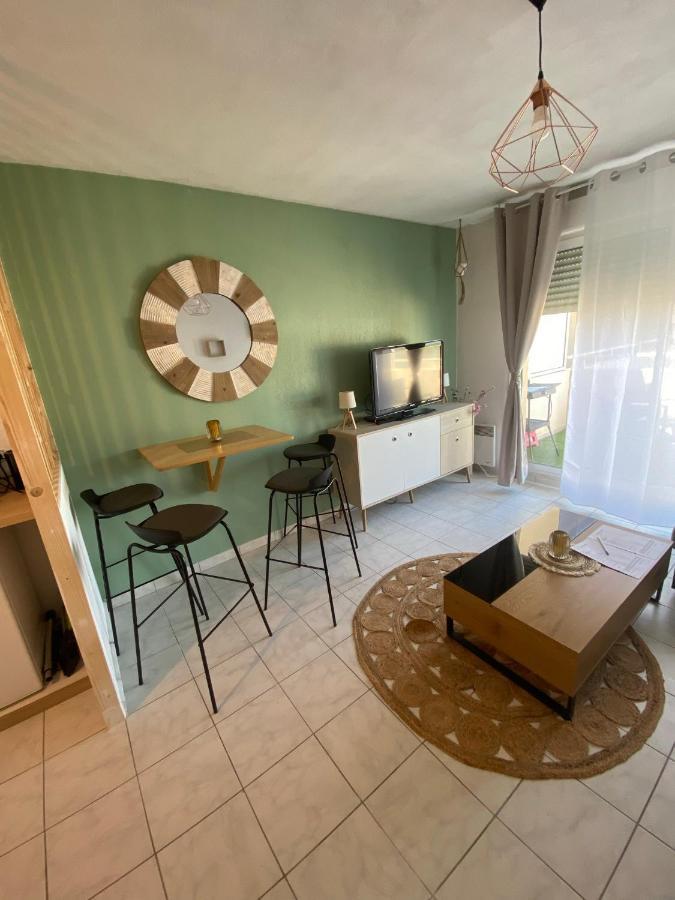 Studio Brignoles Piscine Emplacement Ideal 외부 사진
